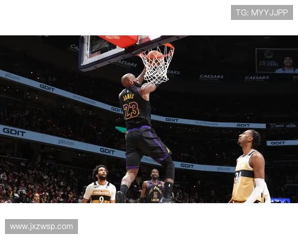 詹姆斯领衔湖人对决篮网总决赛精彩瞬间回顾与分析